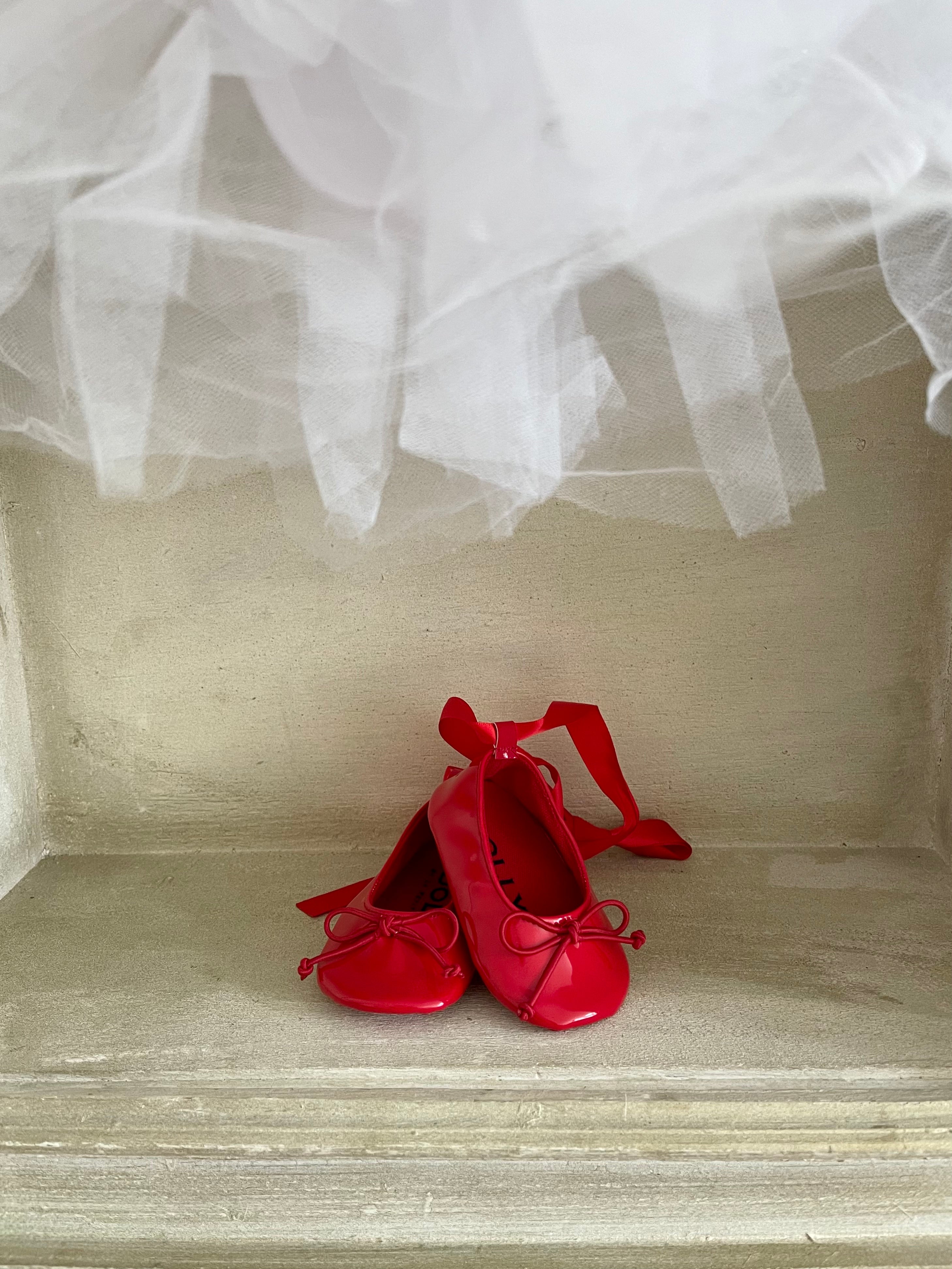 Red ballet slippers hot sale with ribbons